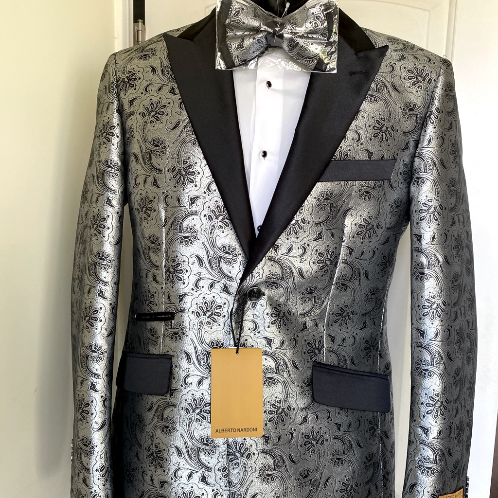 Brand New Silver Paisley Alberto Nardoni Fancy Jacket With Matching Bow Tie